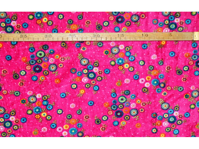 Strækvelour- Pink bund m/ multifarvede blomster. Nr. 5061